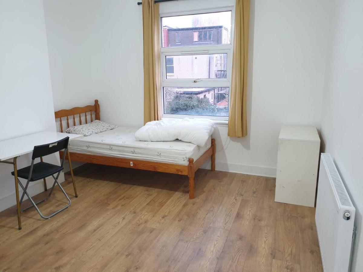 Apartamento Burney Tomar House Croydon Exterior foto