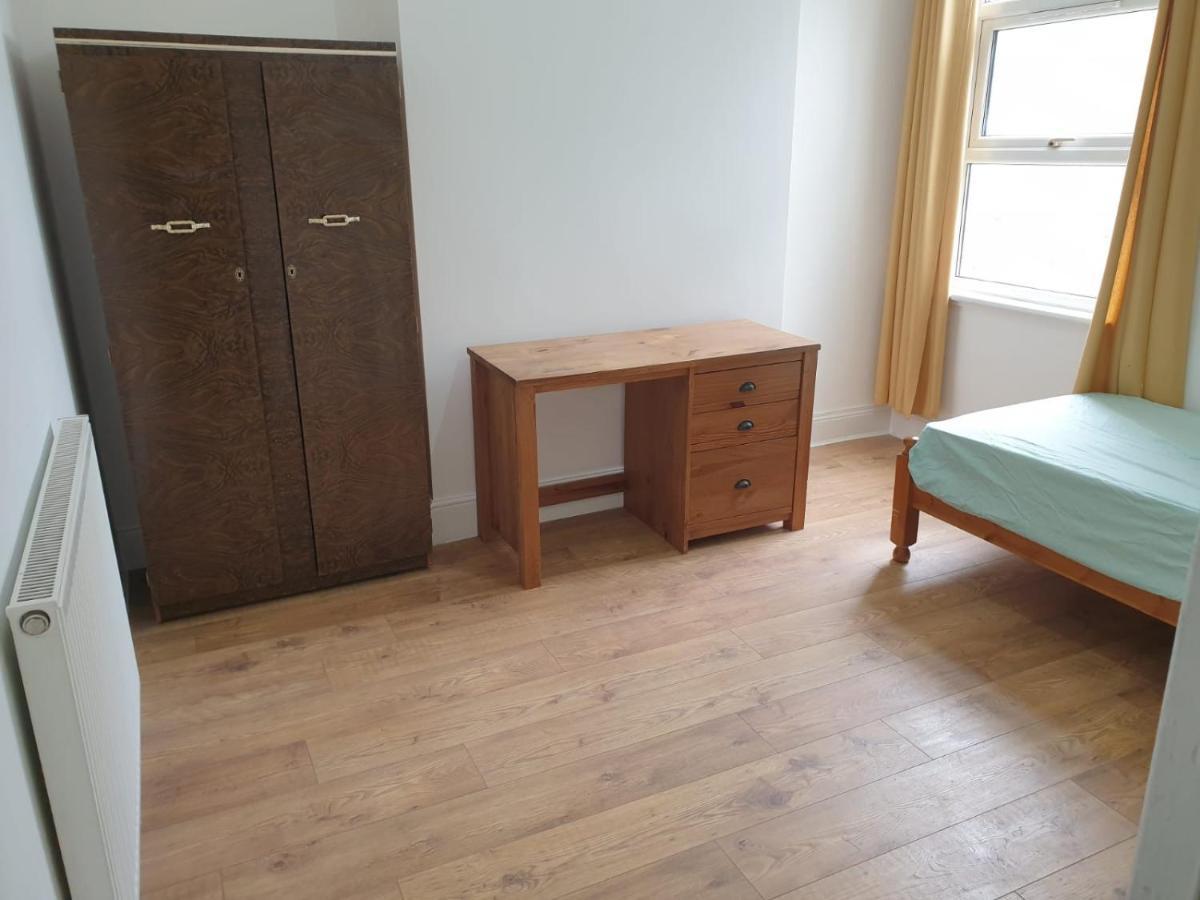 Apartamento Burney Tomar House Croydon Exterior foto